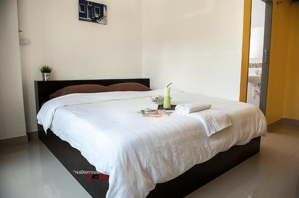 U Dee Room And Coffee Kanchanaburi Esterno foto