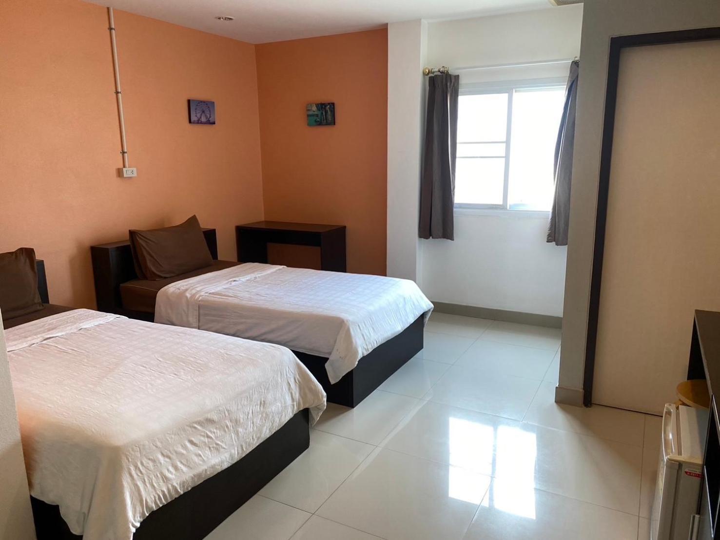 U Dee Room And Coffee Kanchanaburi Esterno foto